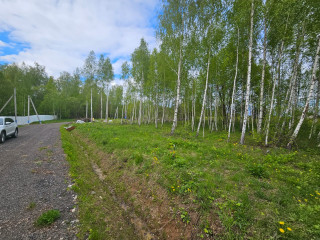 Участок  6 соток в в коттеджном поселке Лаос-Парк
