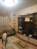 Двухкомнатная квартира в Центре, ремонт, автономное отопление. 2/4 