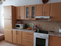 № 3301: недвижимость в Теплице - 3-хкомн. квартира (частная, после ремонта, с мебелью)