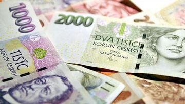 Чешские-банки-деньги