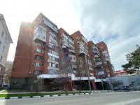 Купить трёхкомнатную квартиру в  самом центре Новороссийска