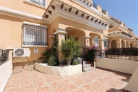 Таунхаус в жилом комплексе Torregolf Villamartin