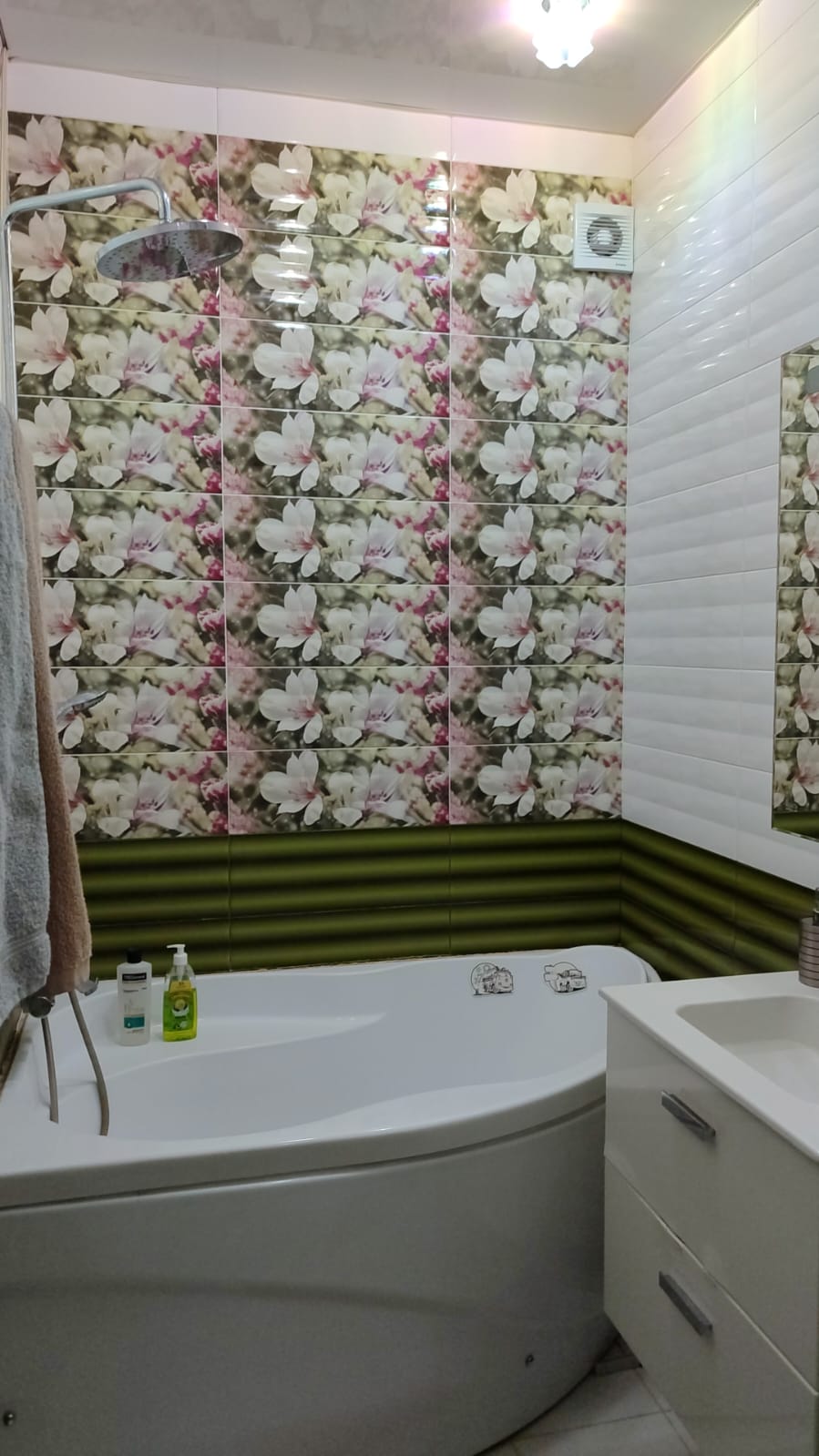 Сдаю 2 комн. квартиру. Миллерово, ул. Черноморская,61в, - Жилая недвижимость, Аренда квартир Ростовская область