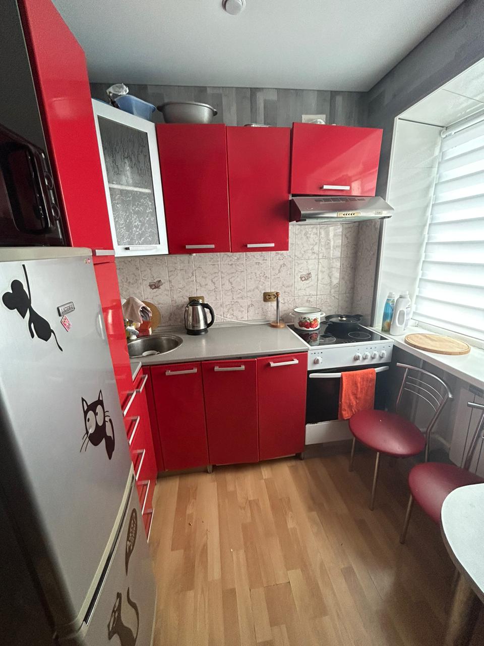 Объявление №71587987: Сдаю 3 комн. квартиру. Миллерово, ул. Российская,134,