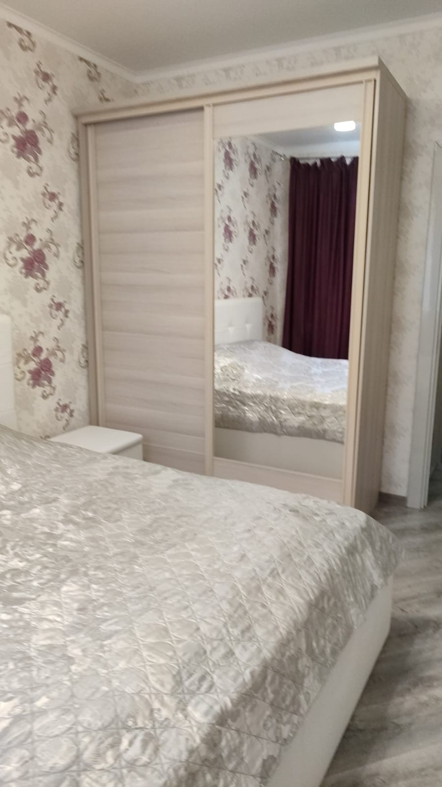 Сдаю 2 комн. квартиру. Миллерово, ул. Черноморская,61в, - Жилая недвижимость, Аренда квартир Ростовская область